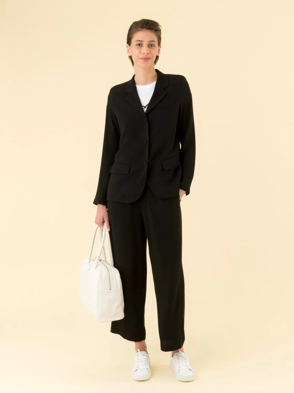 Women agnès b. Jackets & Coats<Black Unlined Crepe Jacket