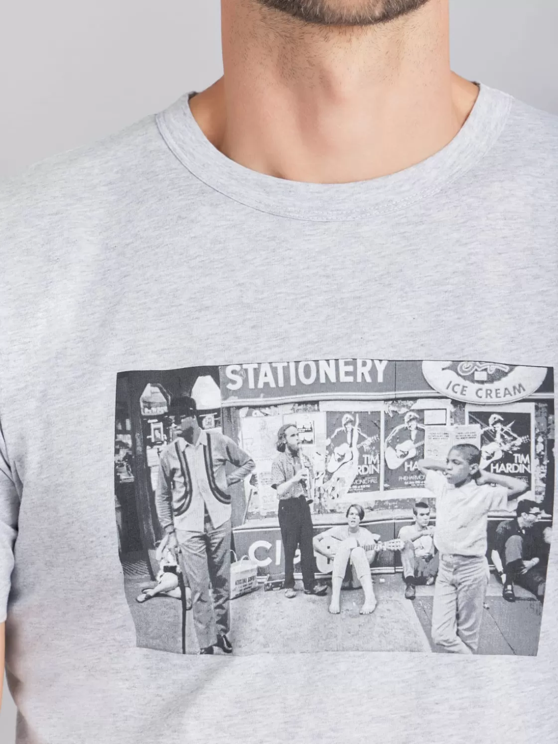 agnès b. Artist's Collection | T-Shirts & Polos<Grey Cotton Jersey Brando T-shirt With Artist Alain Dister